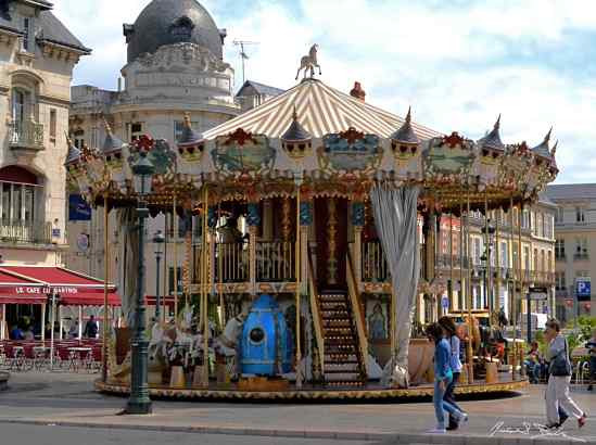 Jules Verne Carousel 